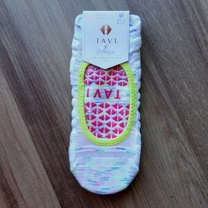 NWT Tavi Barre Socks, Medium